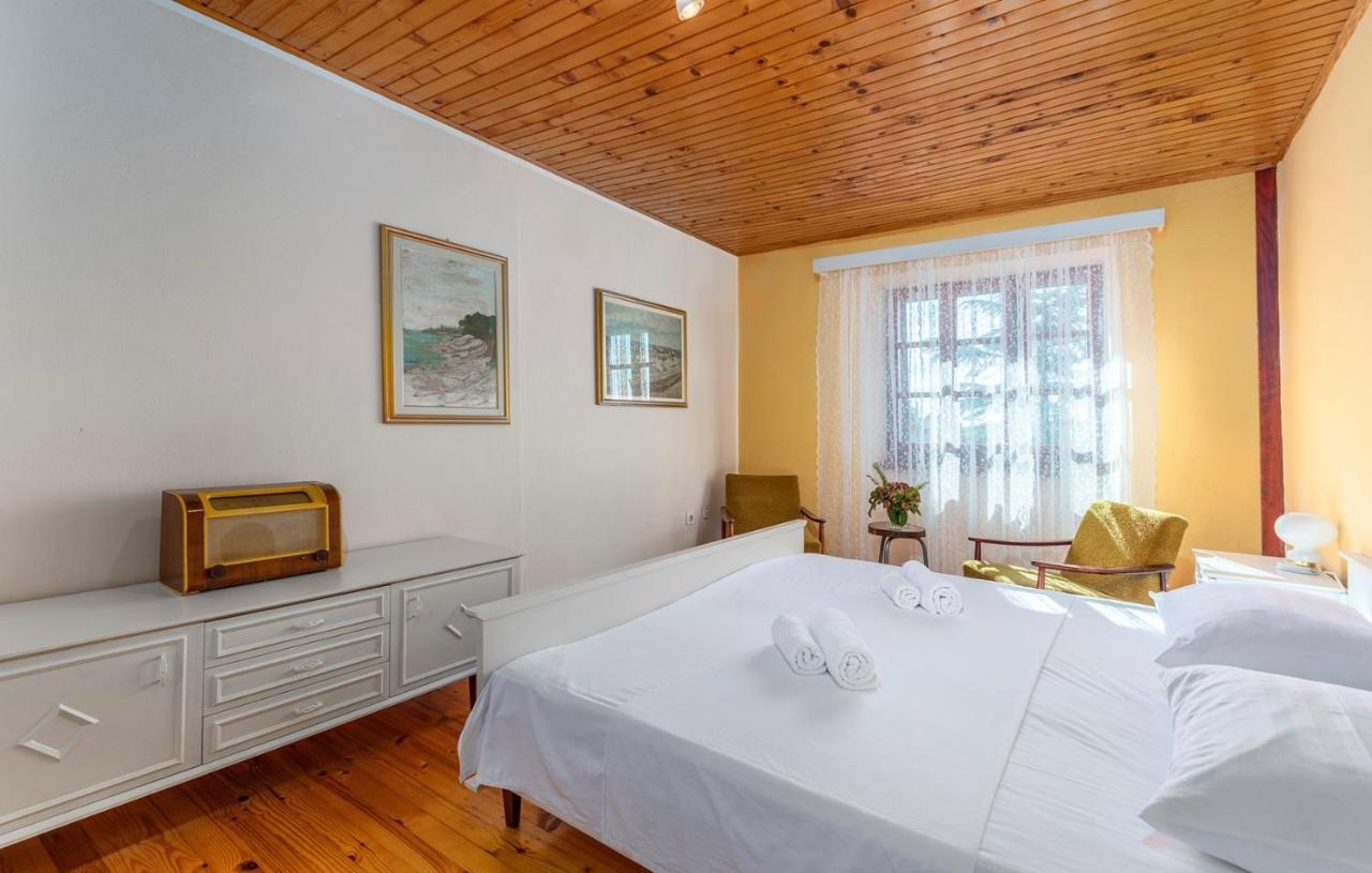 Отель House Peresiji Номер фото