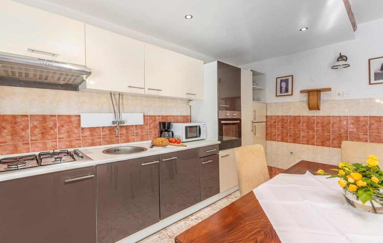 Отель House Peresiji Номер фото